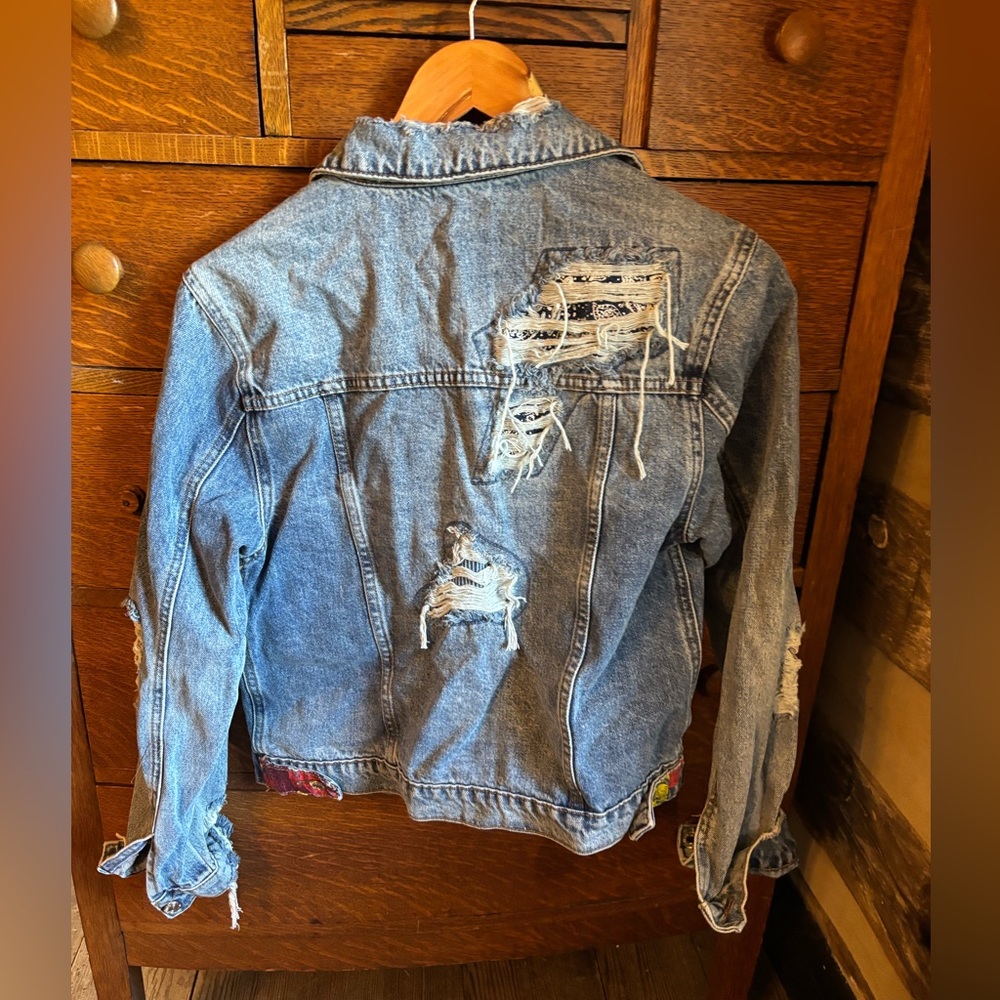 Velvet Ripped Denim Jacket - Blue - Picture 4 of 5